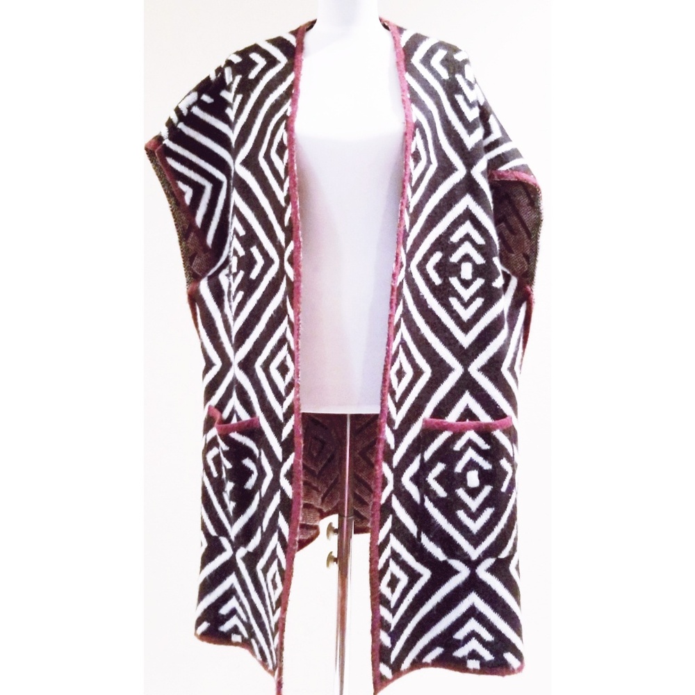 Forever 21 Black and White Poncho